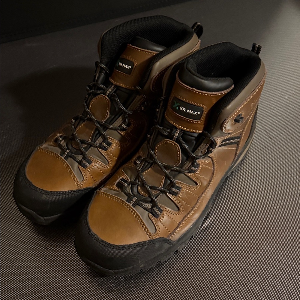 SR Max Brown and Black Boots